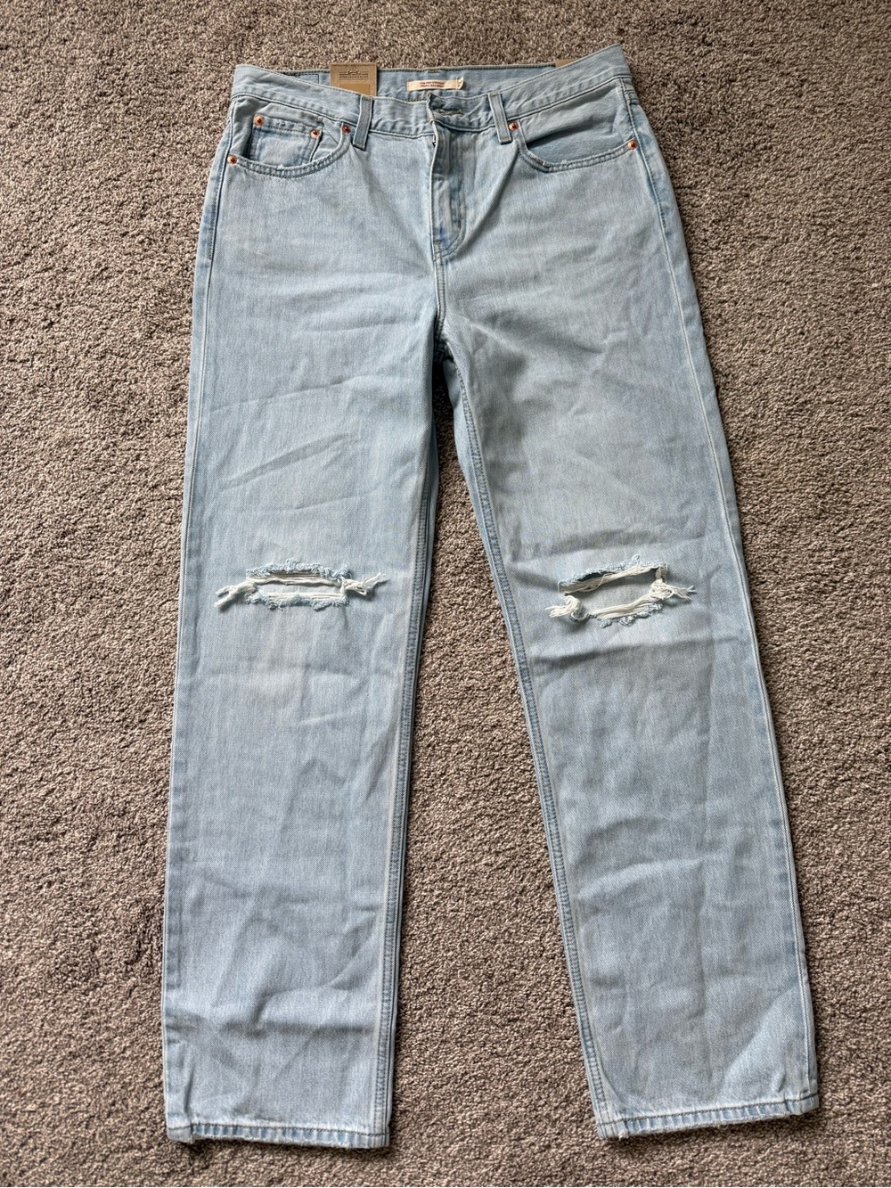 Women’s Levi’s brand new (29W)
